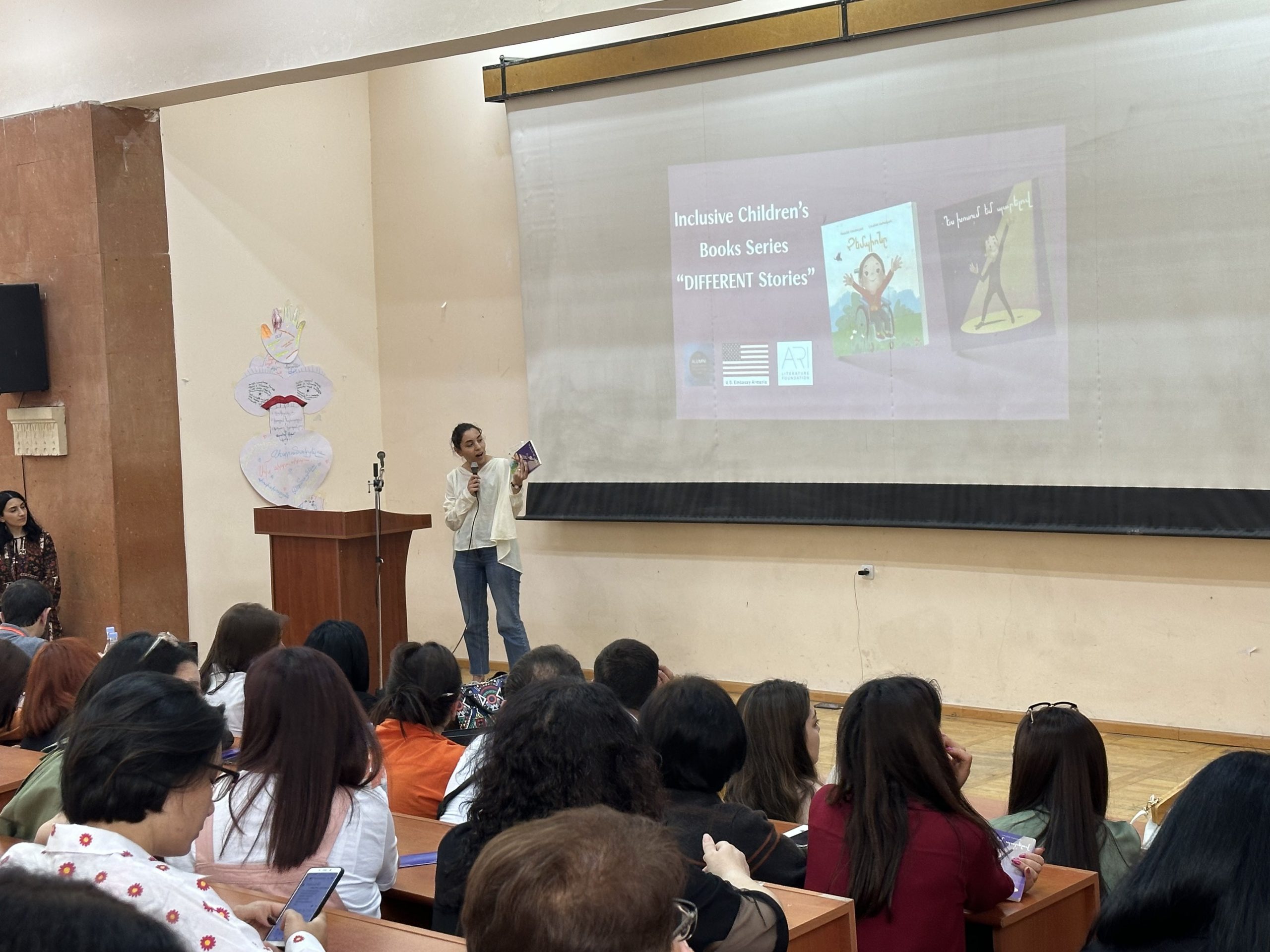 «ՏԱՐԲԵՐ ՊԱՏՄՈՒԹՅՈՒՆՆԵՐ․ նկարազարդ գրքեր» նախագիծ։ Հանդիպում «Դասավանդի՛ր, Հայաստան»-ի ուսուցիչների հետ